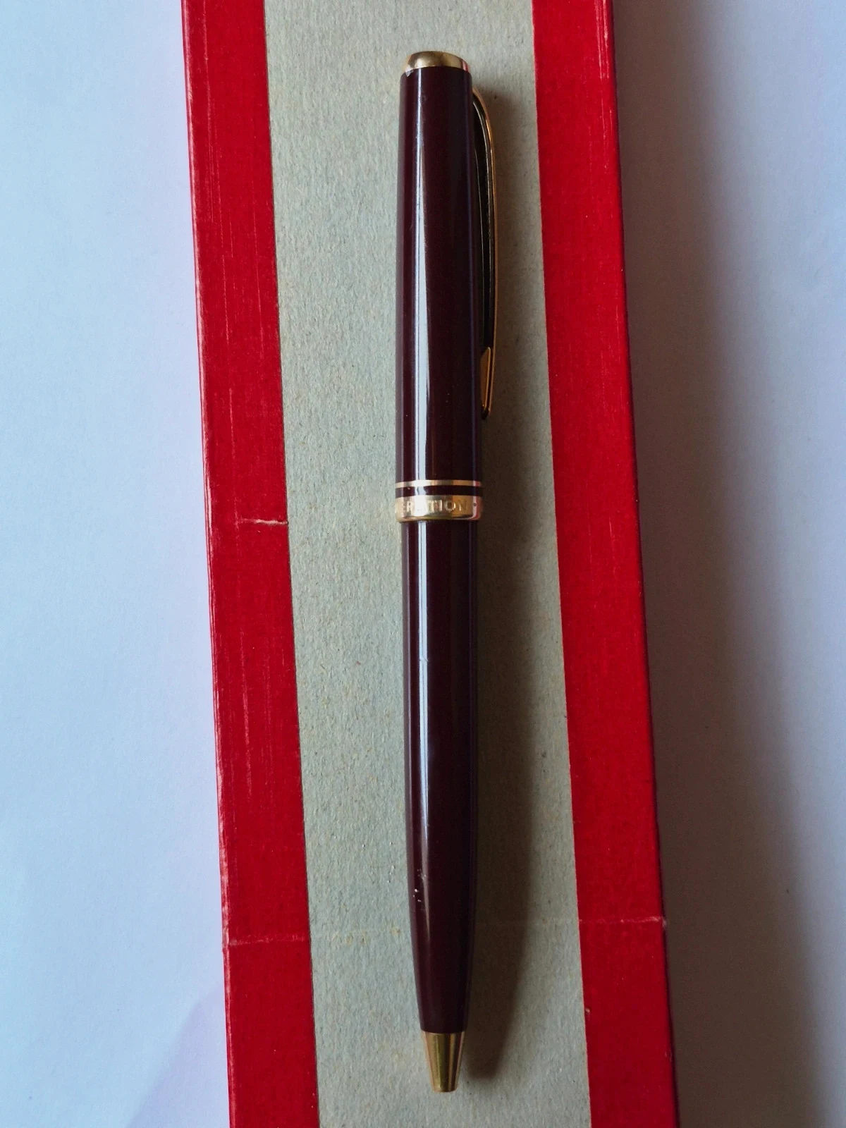 Stylo bille Montblanc Génération – Brun Foncé / Bordeaux & Or – Montblanc