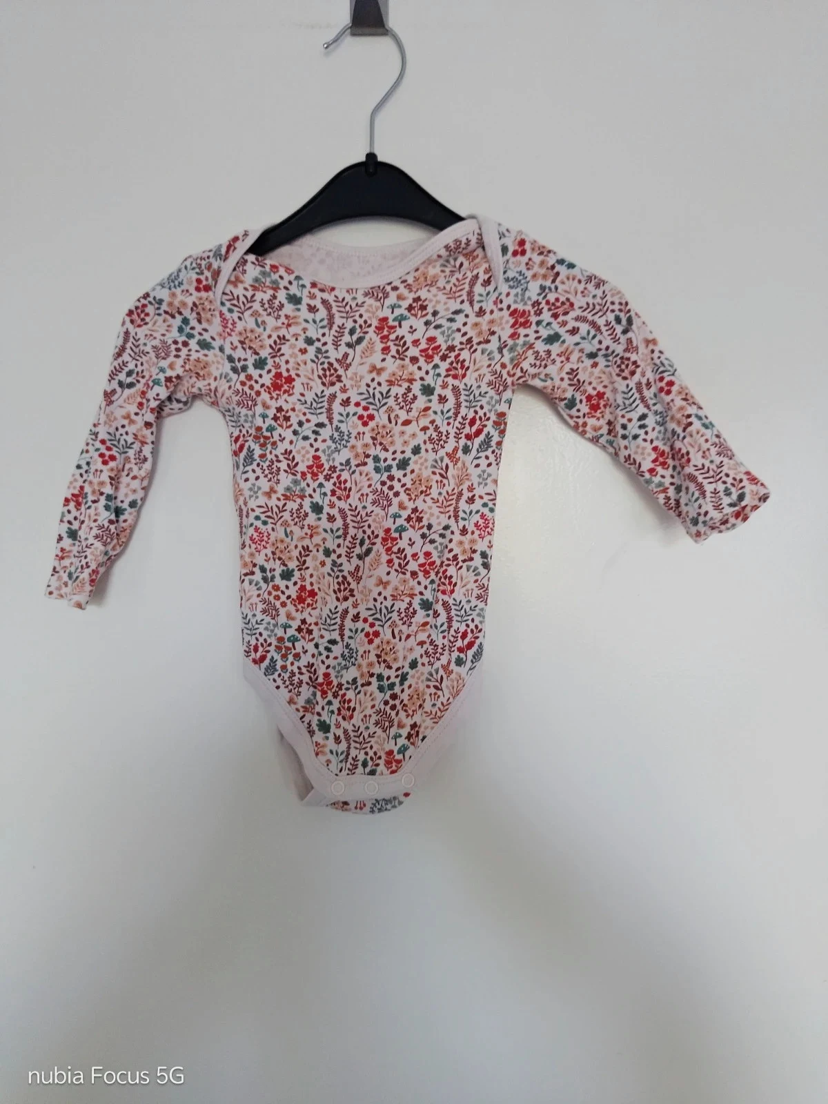 Kinder body gr. 74 – C&A – taille 9-12 Monate / 74