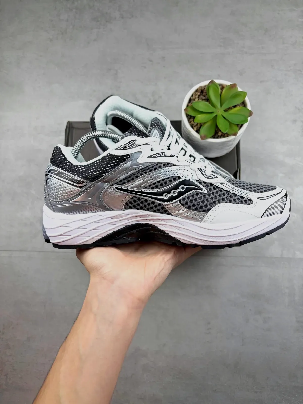 Saucony Progrid Omni 9 Gris / Taille 43 – Saucony – gris – taille 43 8