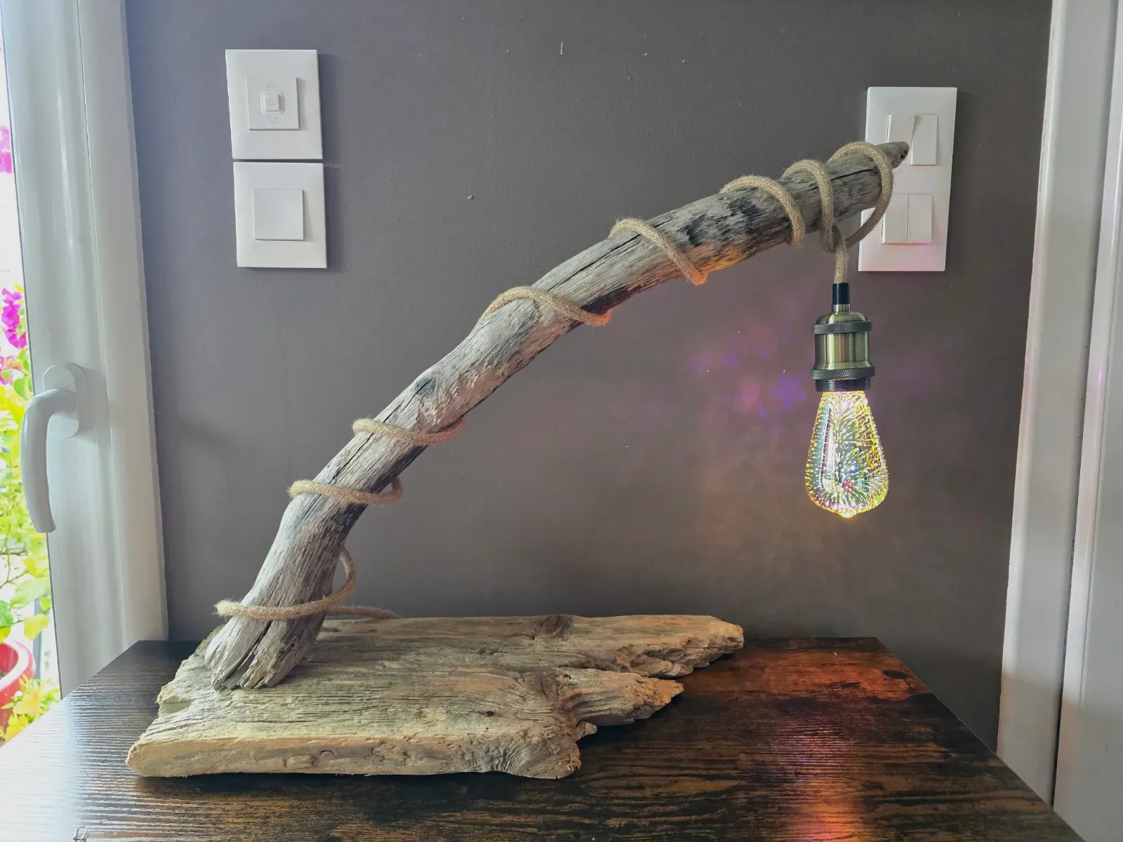 Lampe en bois flotté – Sans marque 2