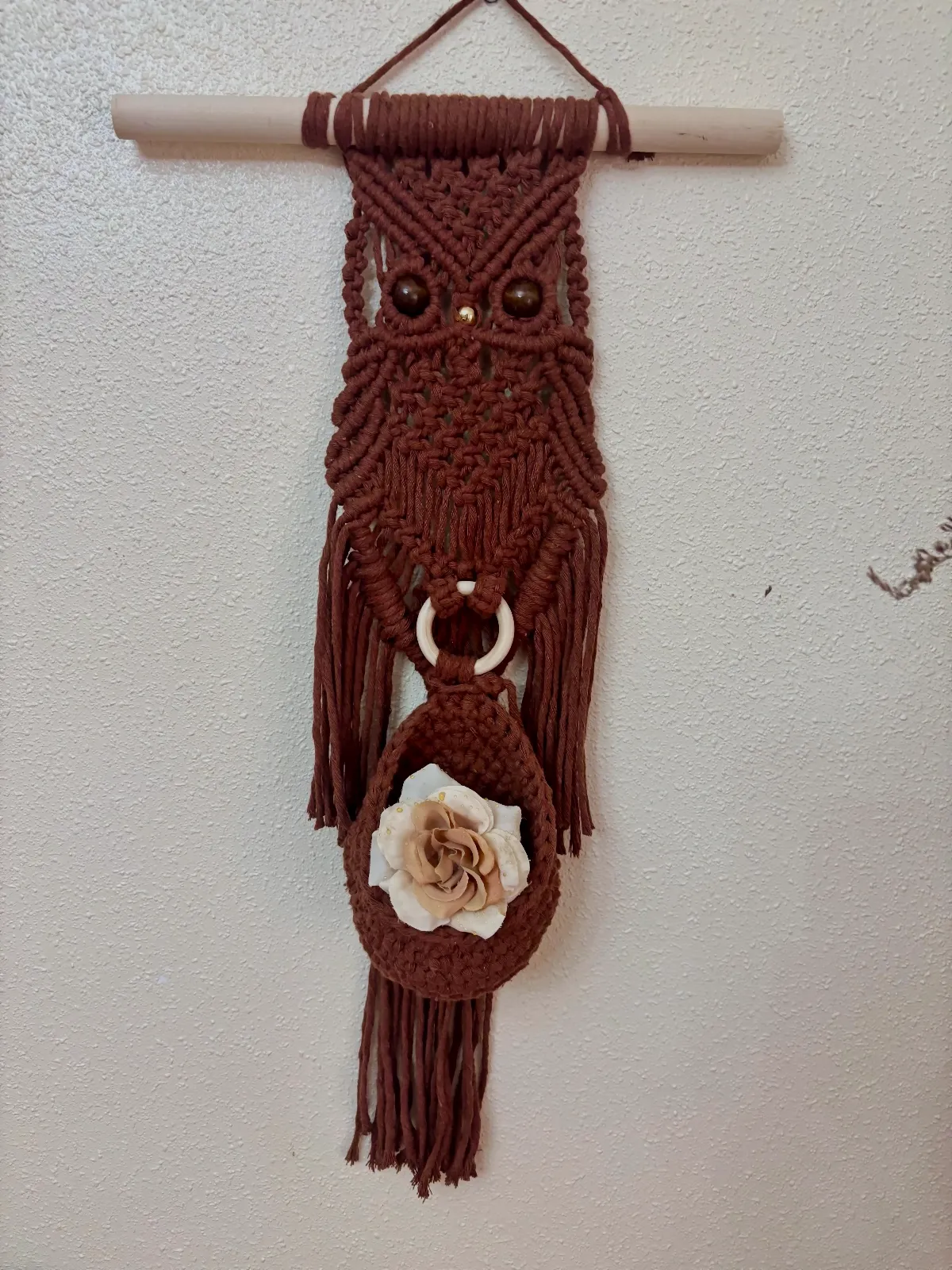 Tapiz búho macramé  – Mano 5