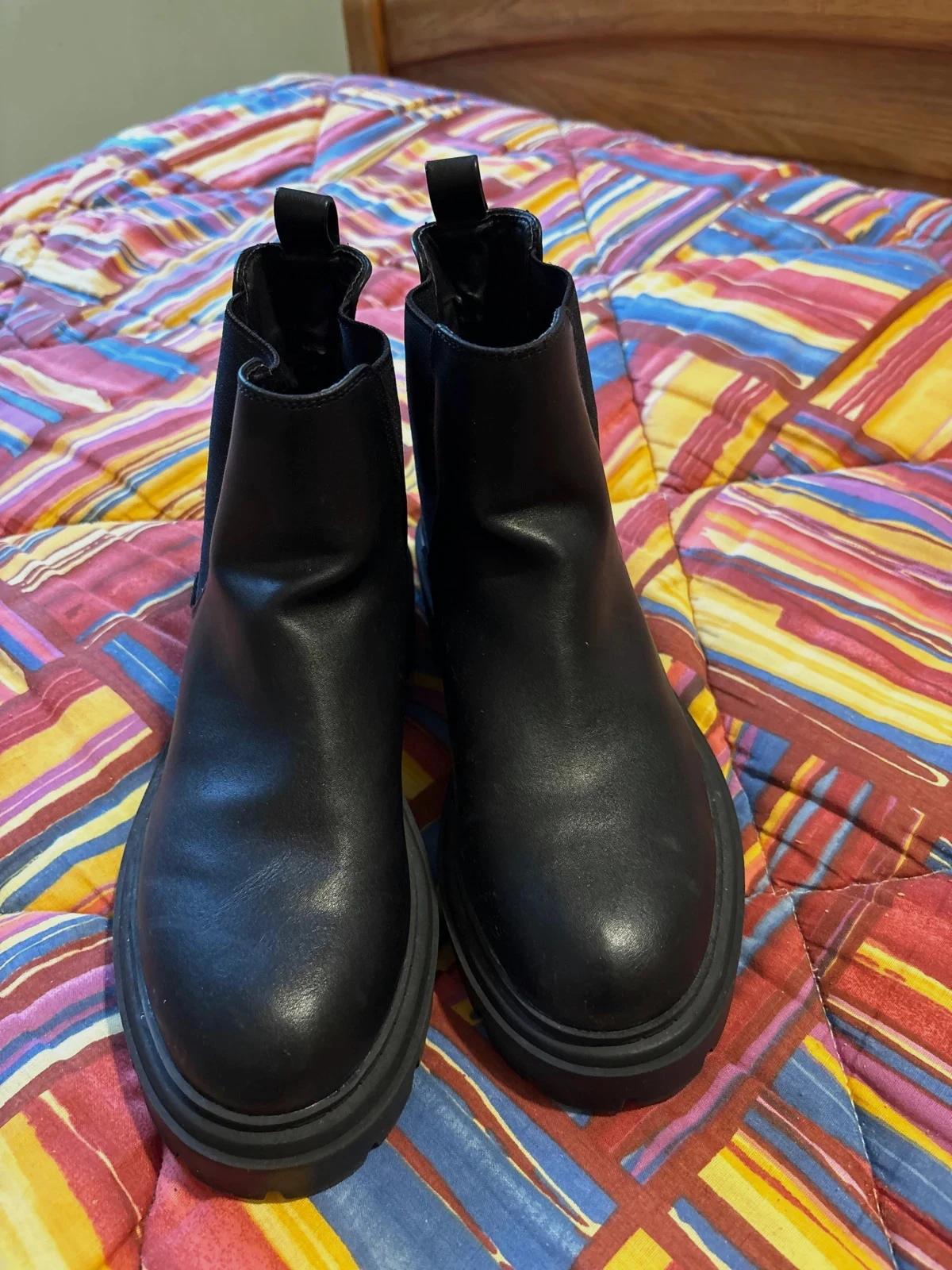 Bottines noires type Chelsea