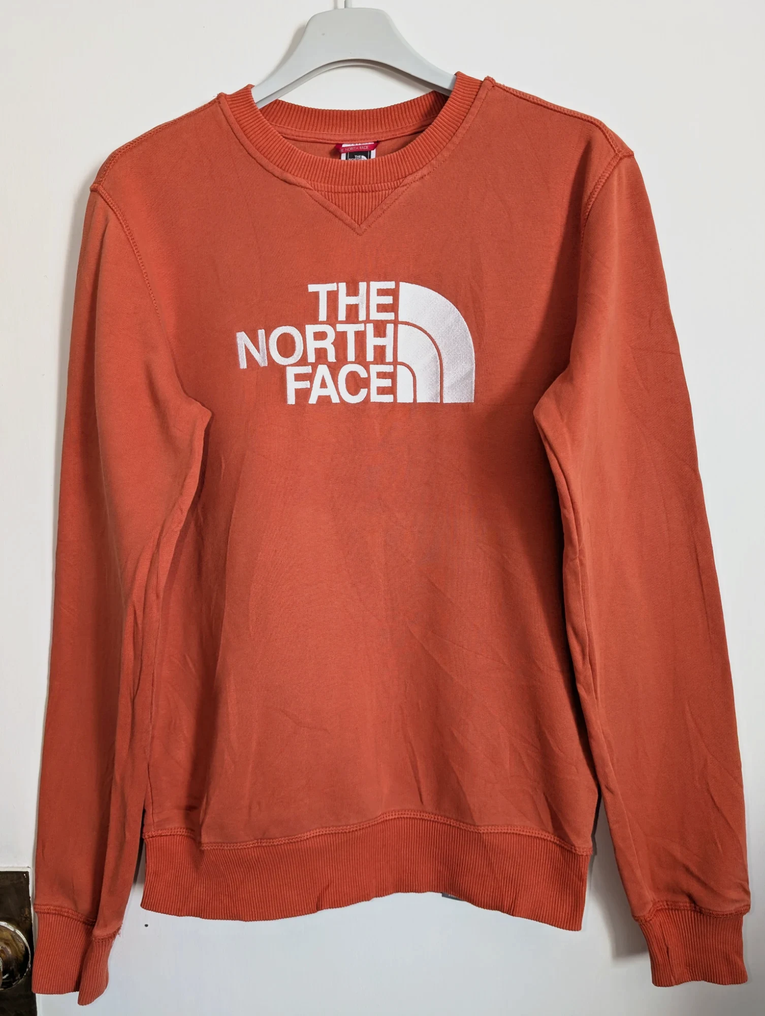 Sudadera The North Face color tierra, talla S
