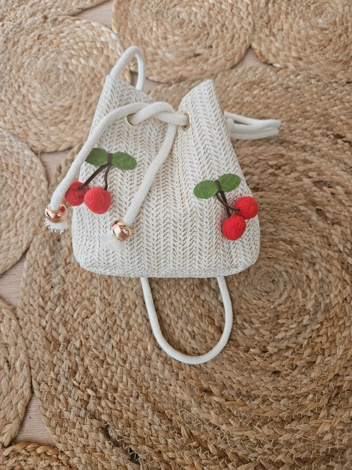 Sac en paille tissée 🍒