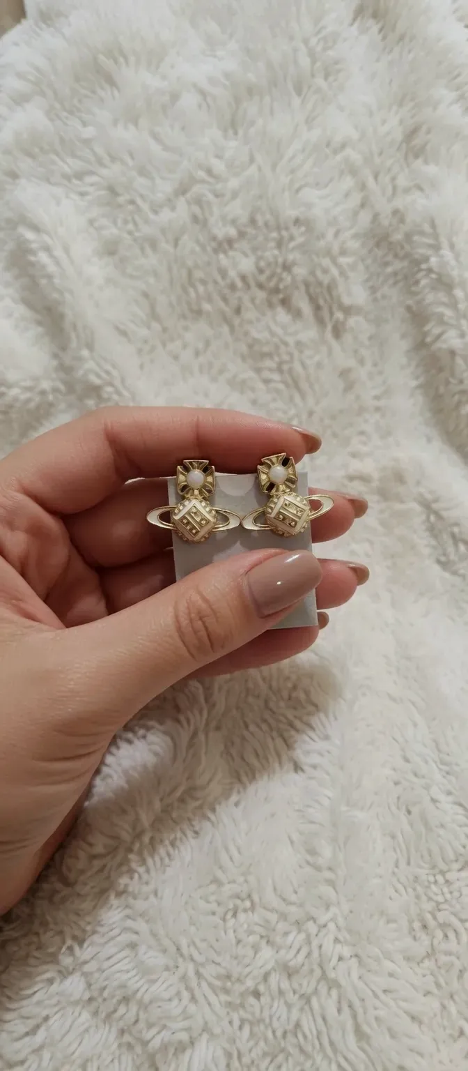 Paires de boucles d'oreilles Vivienne Westwood  – Vivienne Westwood – doré 3