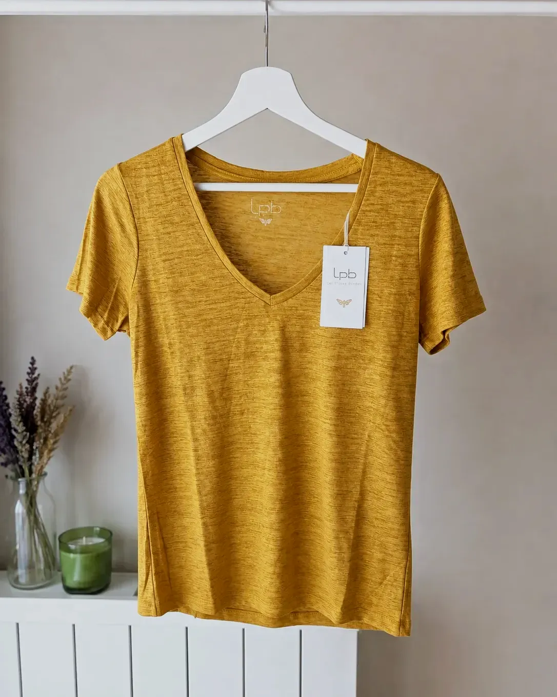 T-shirt jaune moutarde col V Les Petites Bombes Taille S – Les Petites Bombes – jaune moutarde – taille S 2