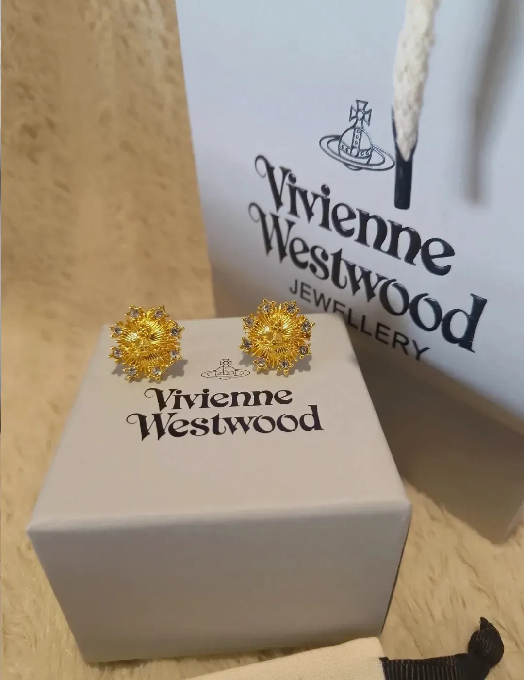 Boucles d'oreilles Vivienne Westwood dorées strass – Vivienne Westwood – doré – taille Taille unique 3