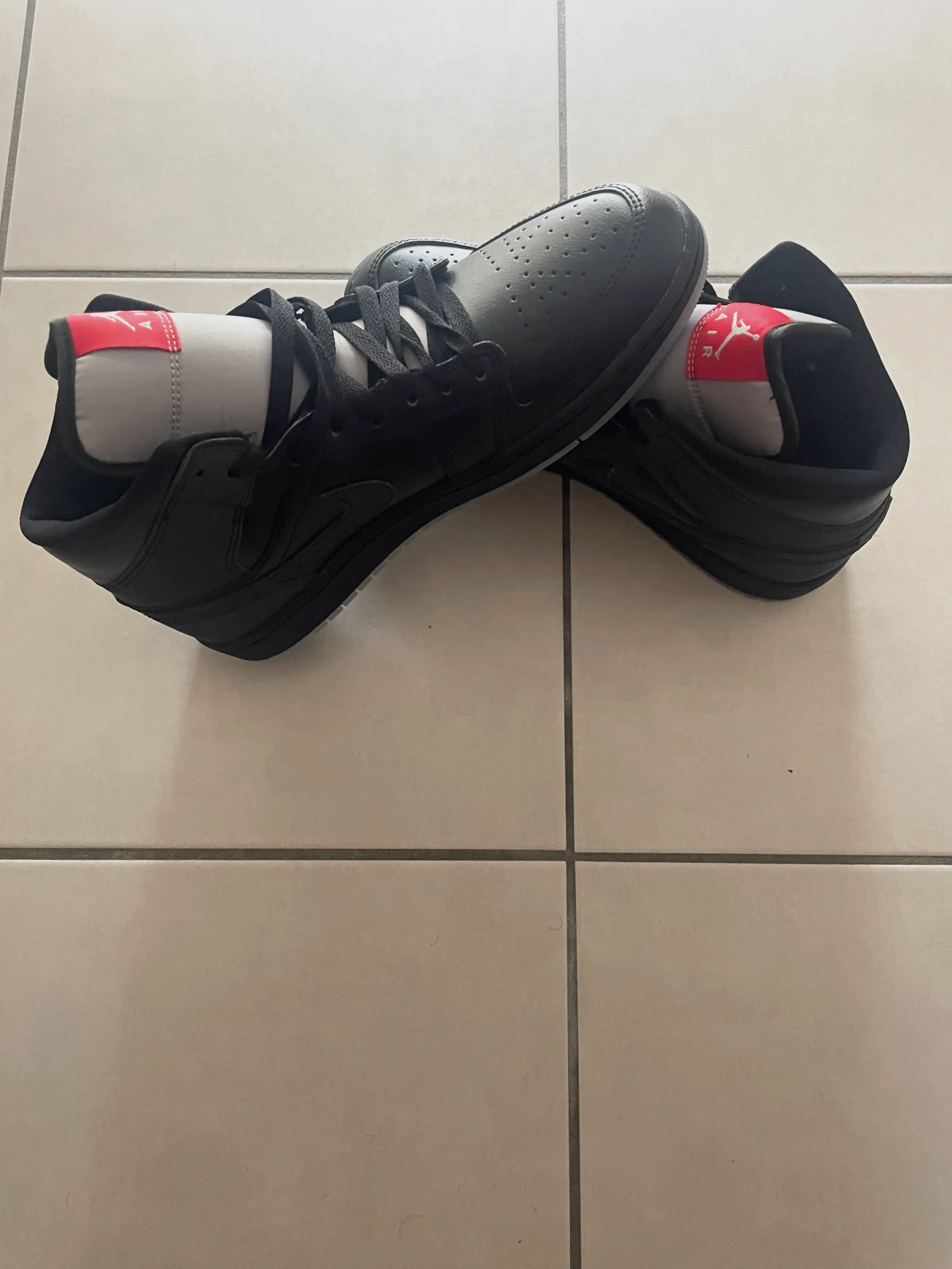 Sneakers Air Jordan 1 Mid noires