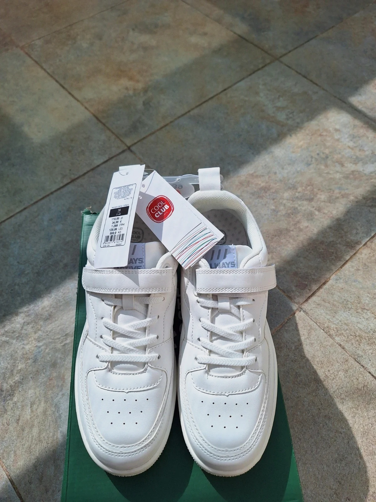 New with tag basket shoes 39