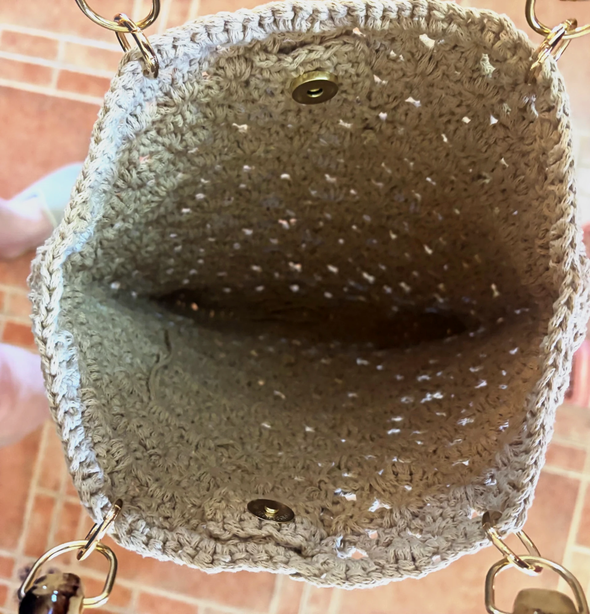 Bolso de mano artesanal de crochet – Mano – beige 2