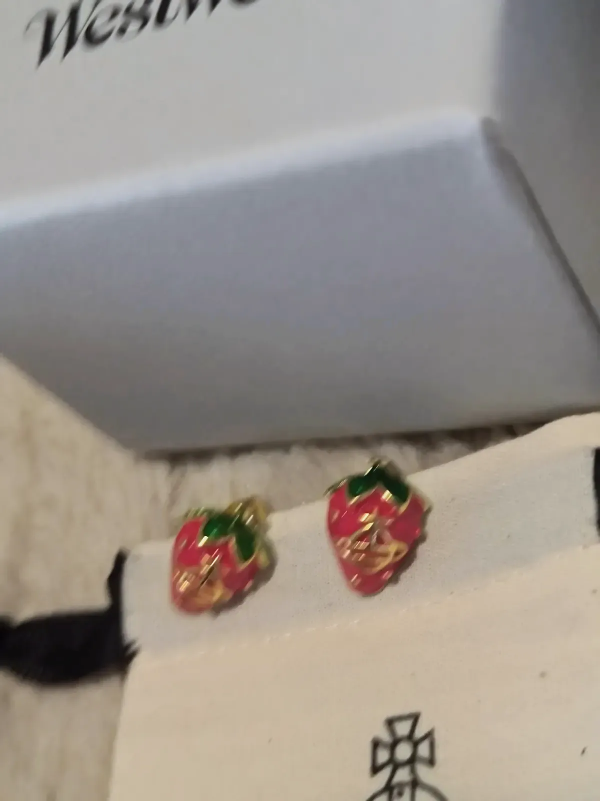 Boucles d'oreilles Vivienne Westwood  – Vivi – taille S 2
