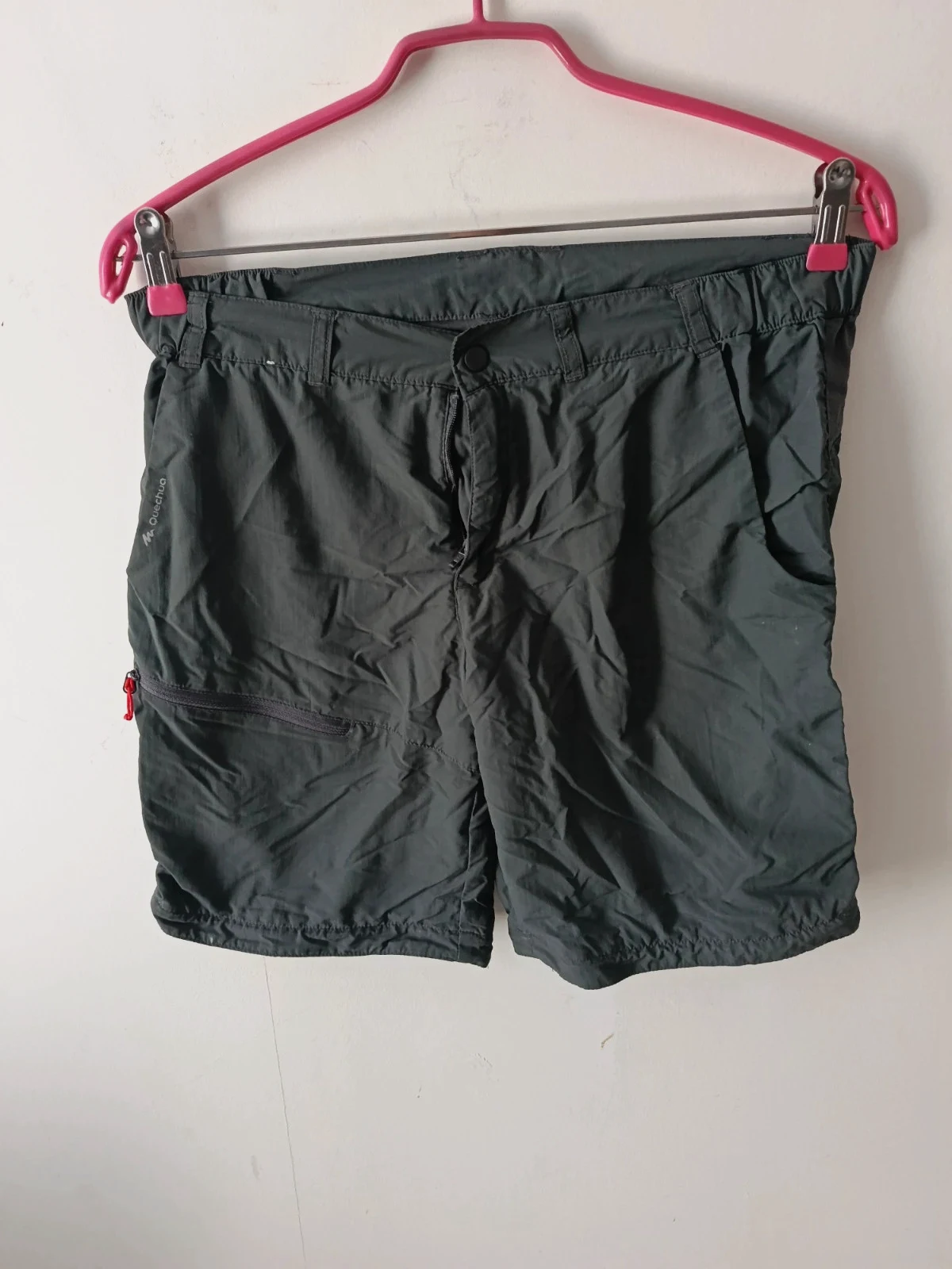 🧡Je vends ce short Quechua gris🧡