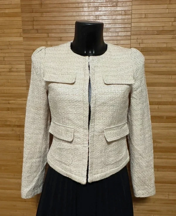 Divino blazer marca Morgan tela tweed talla 38 😍