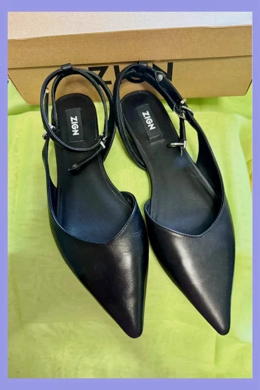 Divina manoletinas piel negras de marca Zign , talla 40 😍