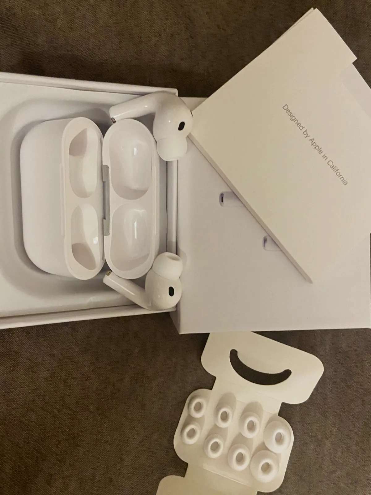 AirPods Pro 3 – Apple 2