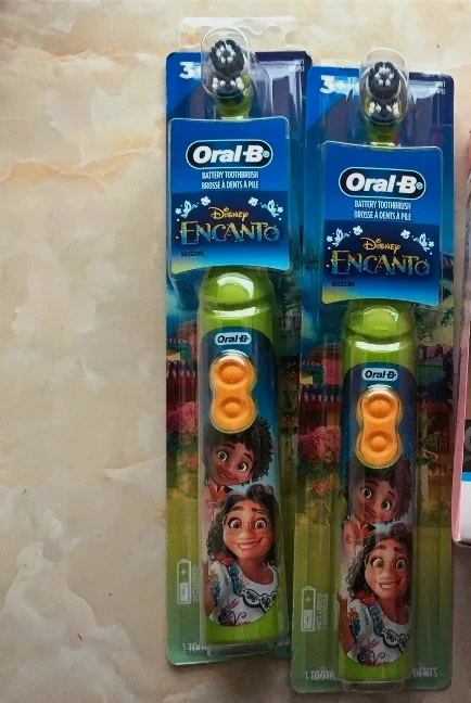 2 Oral-B Kids Disney Encanto Precio: $18 por los dos