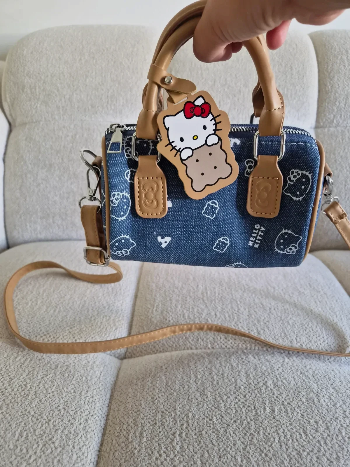 Sac Hello Kitty en denim – Bandoulière – Très bon état