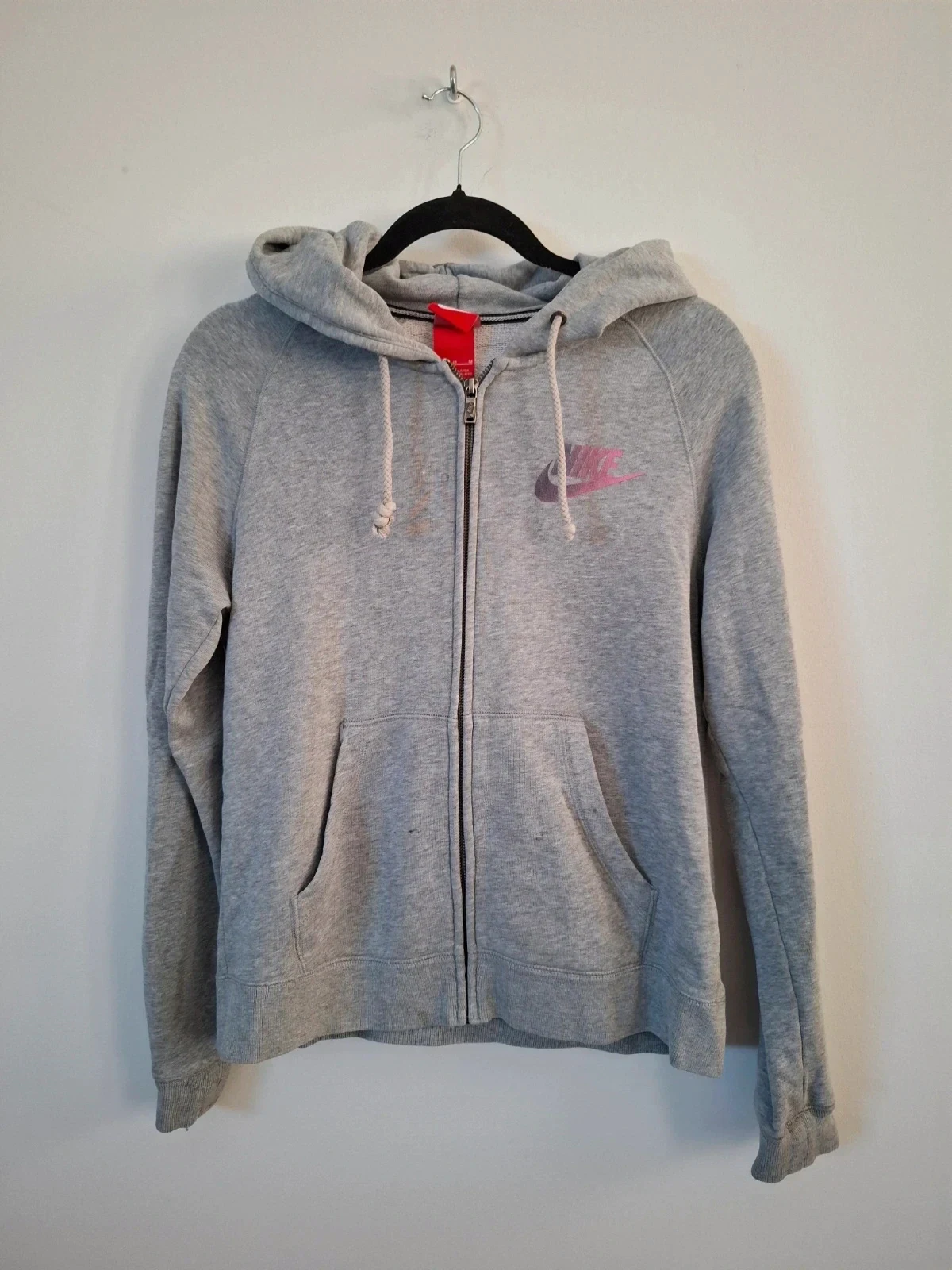 Sudadera Nike Gris con Capucha y Cremallera (Logo Rosa/Degradado) – Nike – taille M / 38 / 10