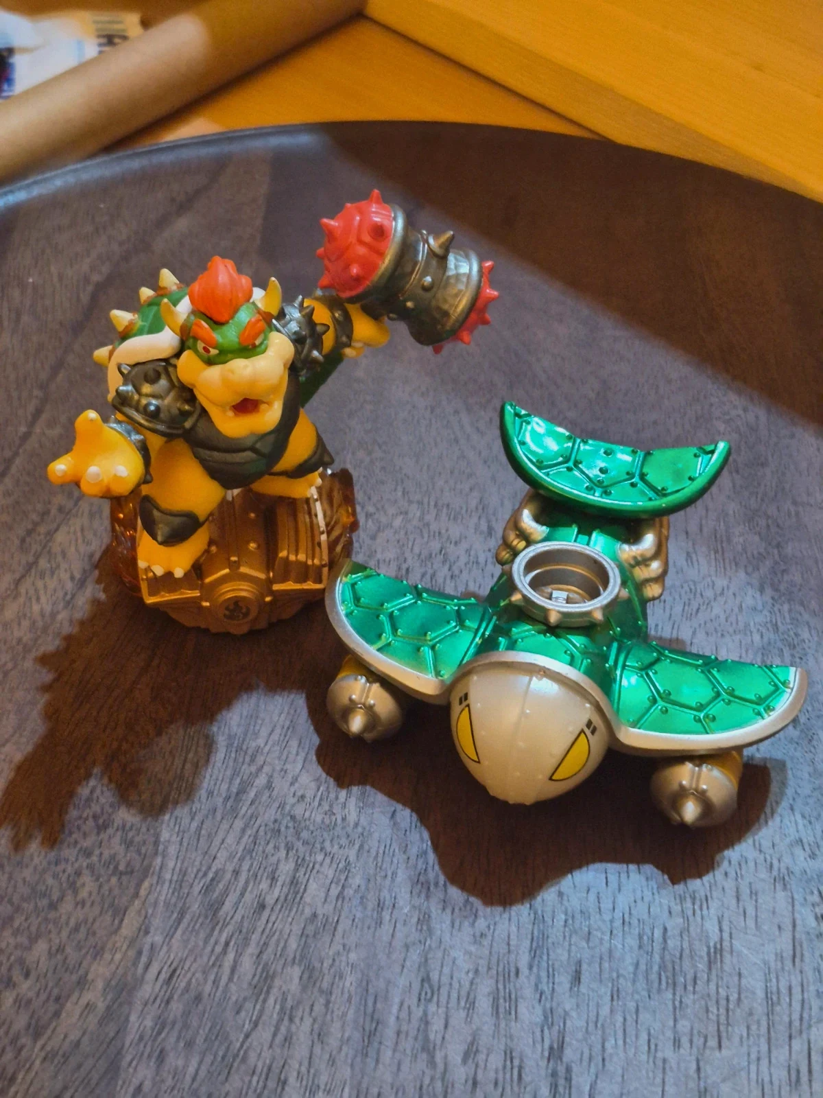 Skylanders SuperChargers - Hammer Slam Bowser + Clown Cruiser