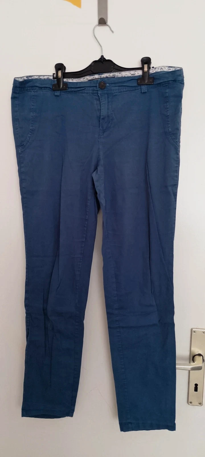 Cherokee size,14