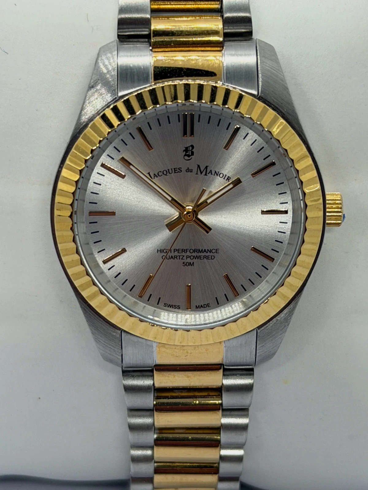 🔥 Montre Jacques du Manoir JWL039 – L'Élégance Suisse Bicolore 🔥