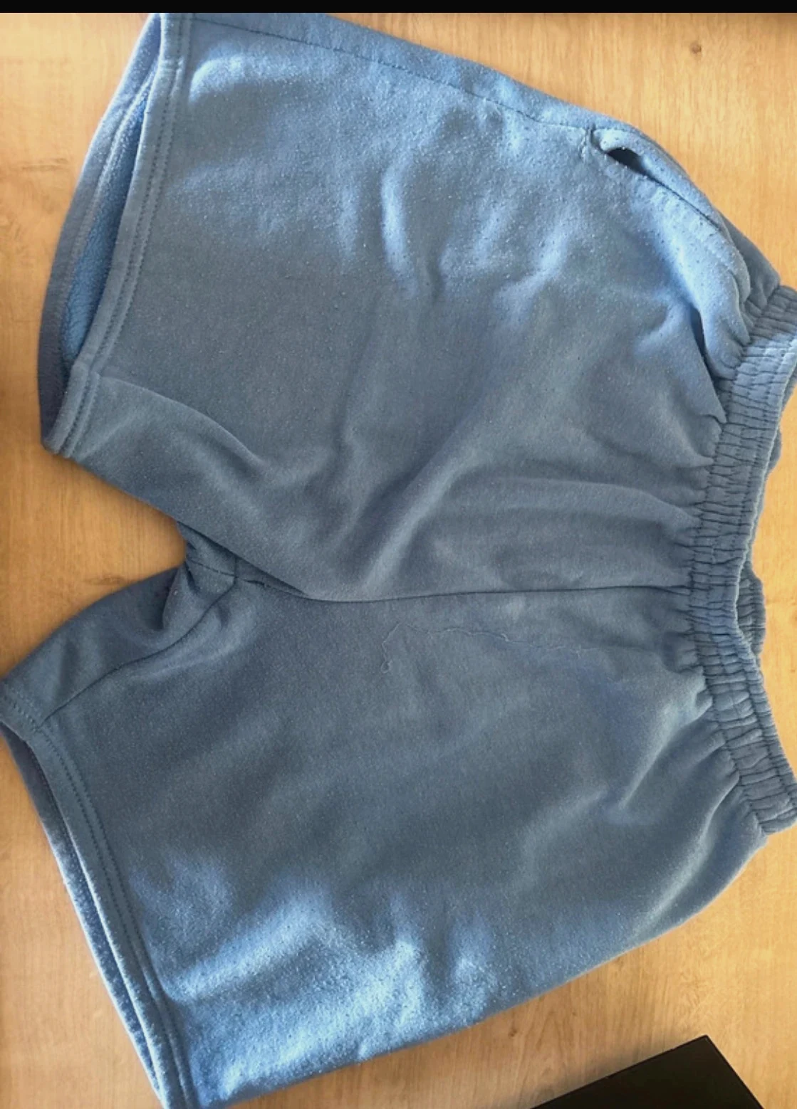 Lot de deux short 🩳 jaune. Moutarde et bleu cyan Taile M