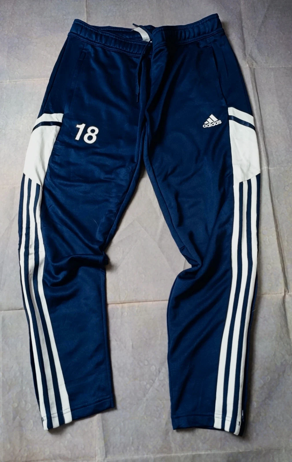 Adidas Aeroready Track Pants Navy Blue Navy Training Pants | Number 18 | Size M – adidas – taille M