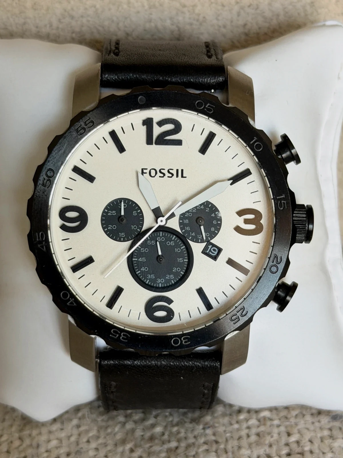 Montre chronographe Fossil (JR1390) Très bon état
