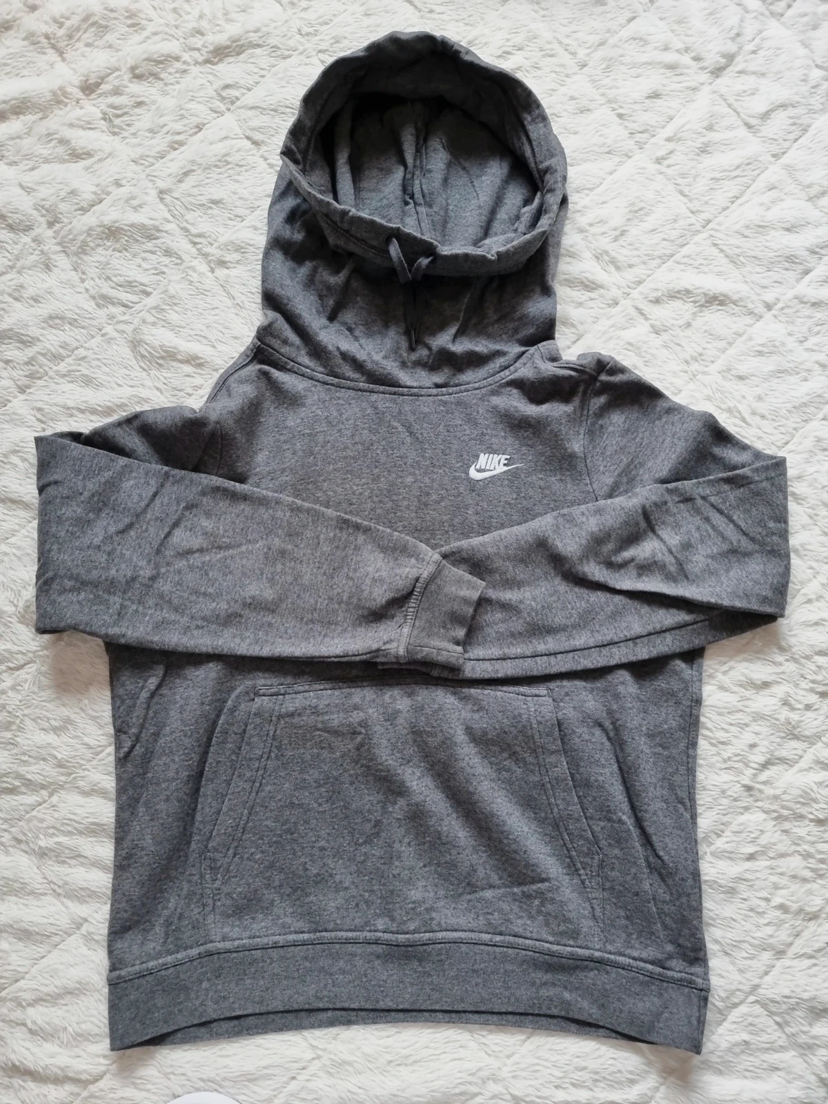 Pull Nike brodé taille :M – Nike – taille M