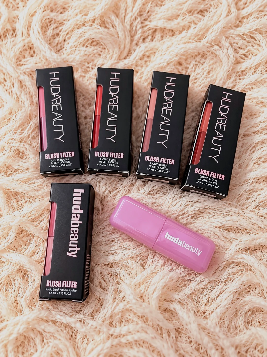 blushes liquides Huda Beauty Blush Filter