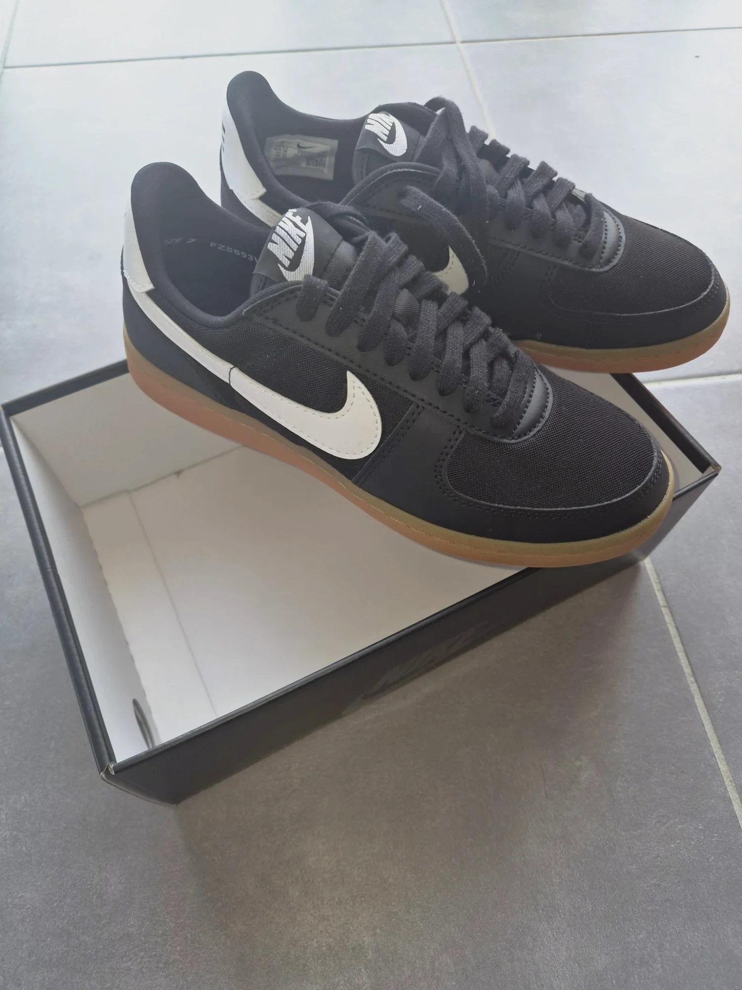 Chaussure nike – Nike – taille EU 38