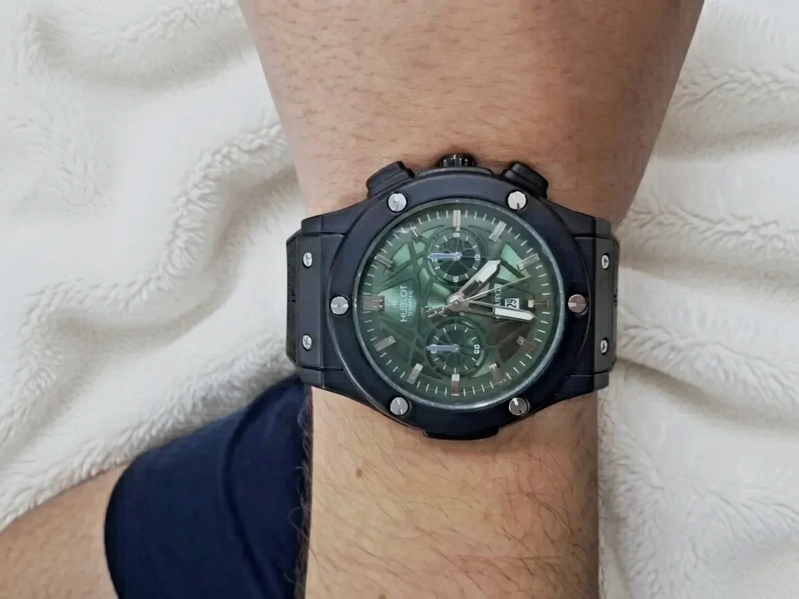 Montre chronographe cadran vert militaire