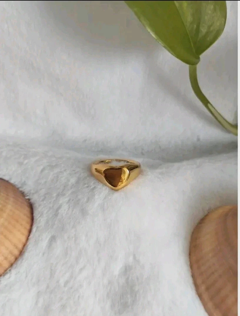 Anillo corazón dorado. Acero inoxidable. Talla 7. 💍 – taille Ajustable