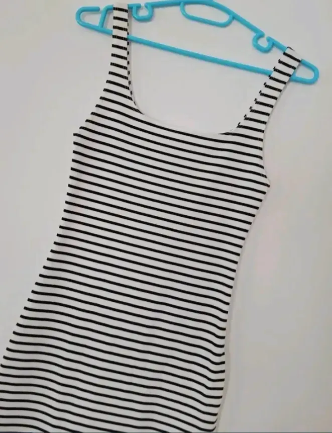 vestido diseño entallado Talla S  – Zara – blanco y negro – taille S 4