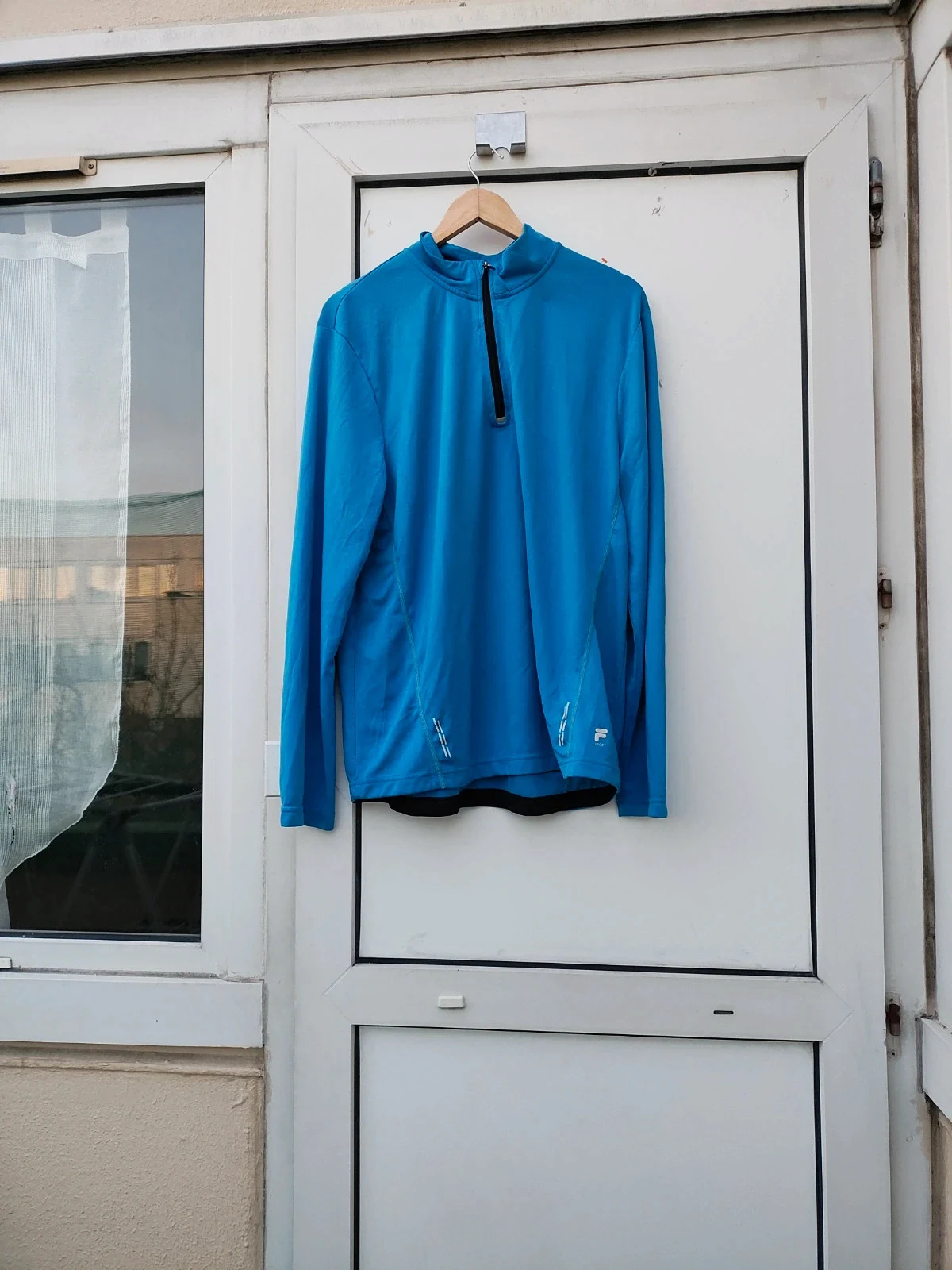 Sweat shirt