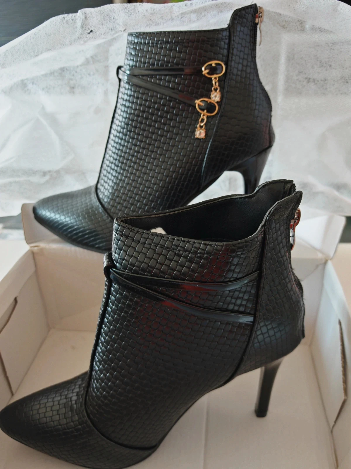 Bottines talons femme noires élégantes – pointure 37