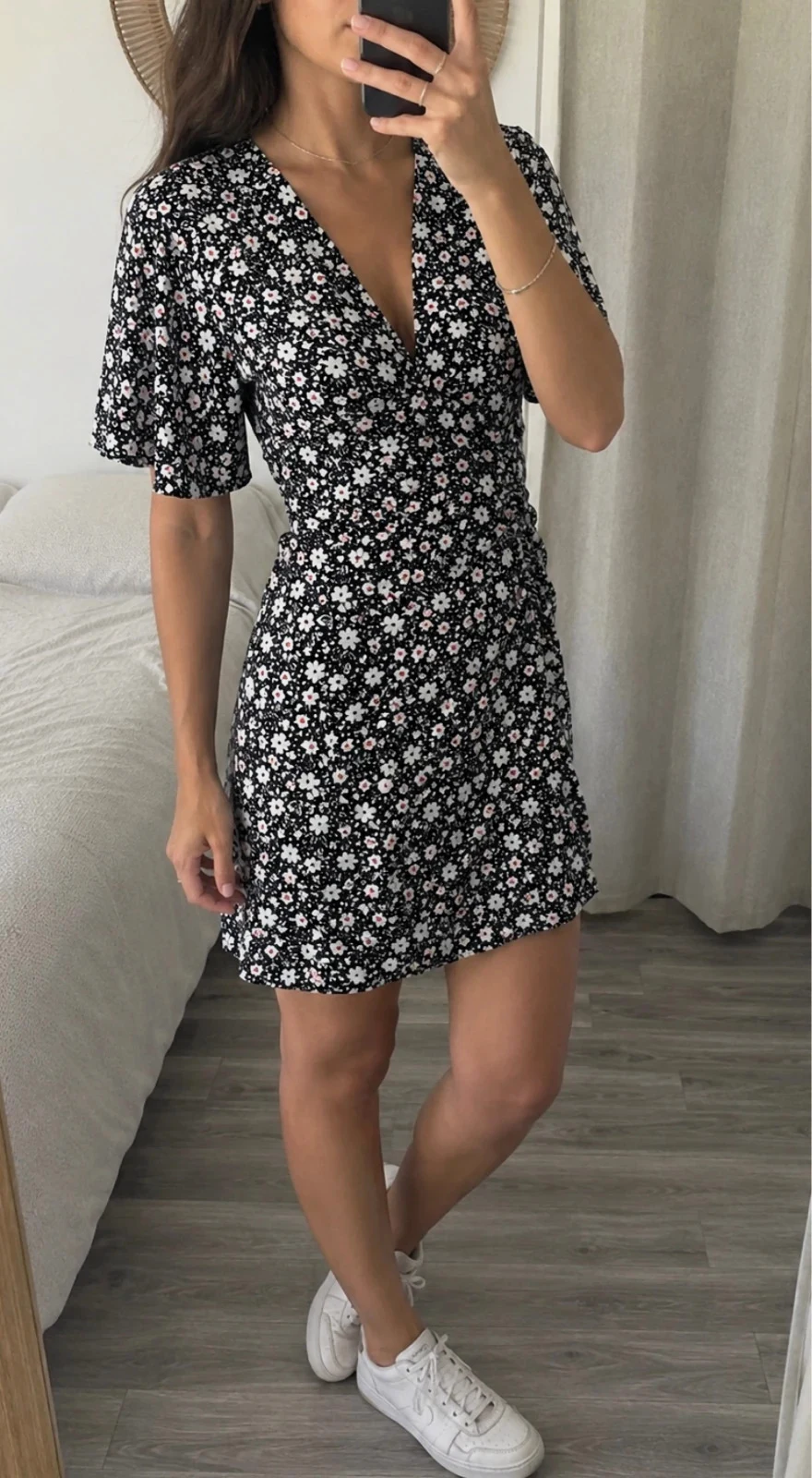 Zara – Robe courte fleurie noire et blanche – Taille S – Zara – taille S / 36 / 8