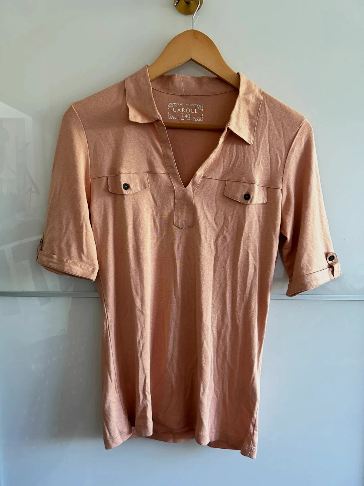 Polo femme Caroll T40 lin coton col V chic