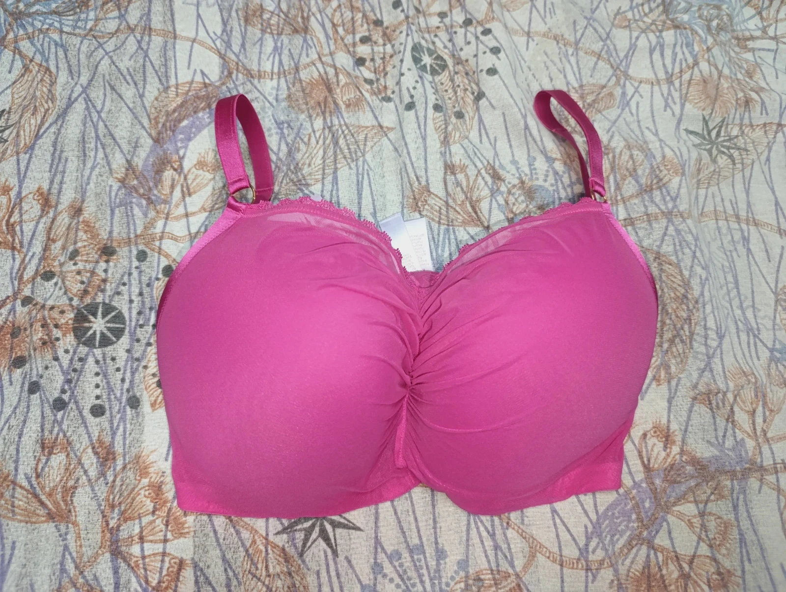 Sujetador con aros Savage X Fenty talla 3X (120C) fucsia