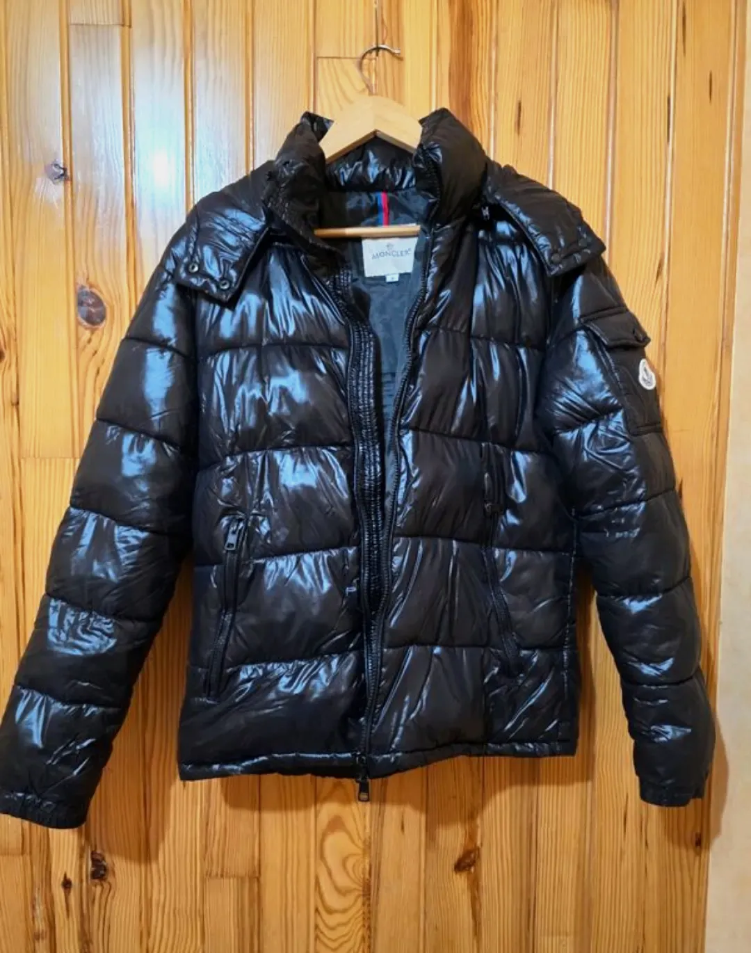 Moncler doudoune noire brillante – Moncler – noir – taille L 3