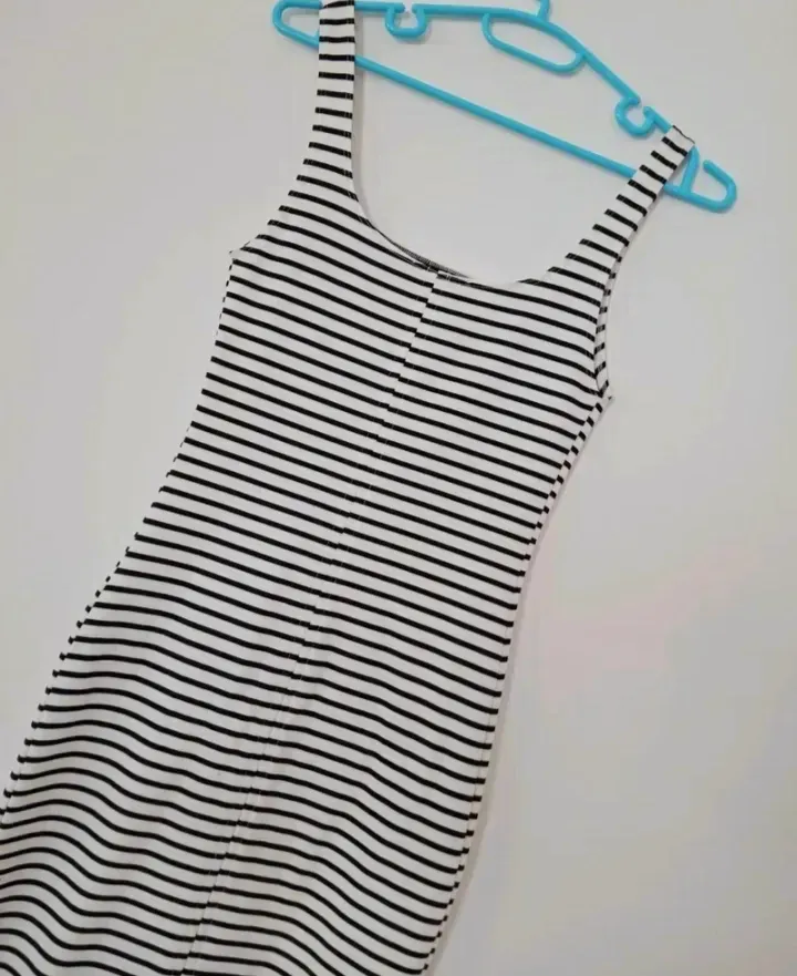 vestido diseño entallado Talla S  – Zara – blanco y negro – taille S 7