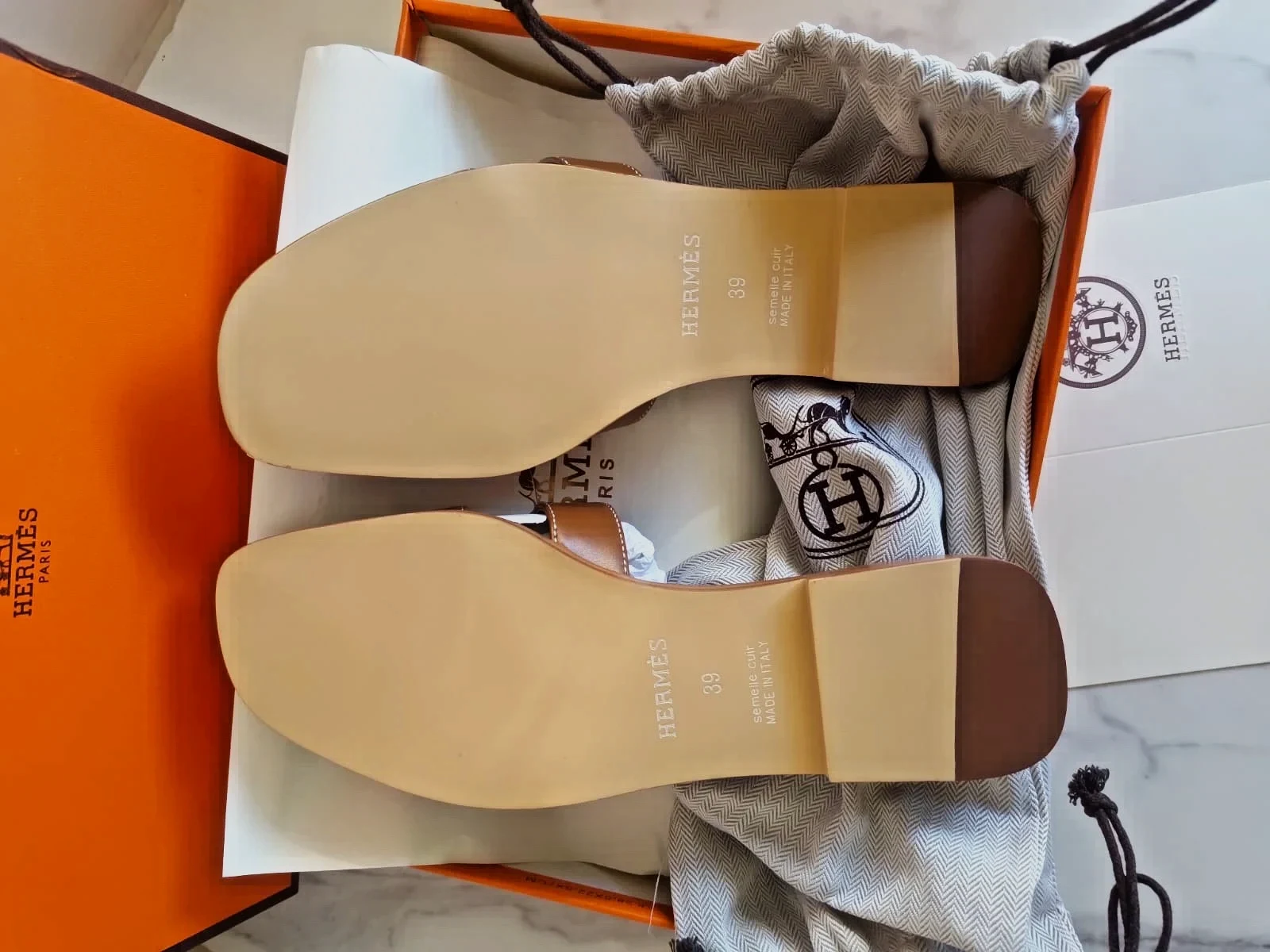 Chaussures Hermès cuir blanc