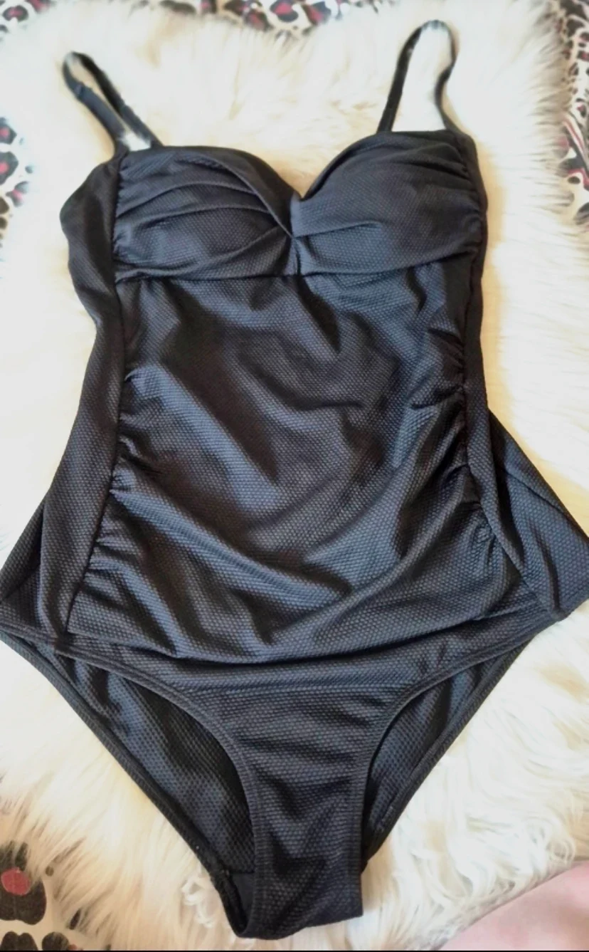 Maillot de bain noir une pièce