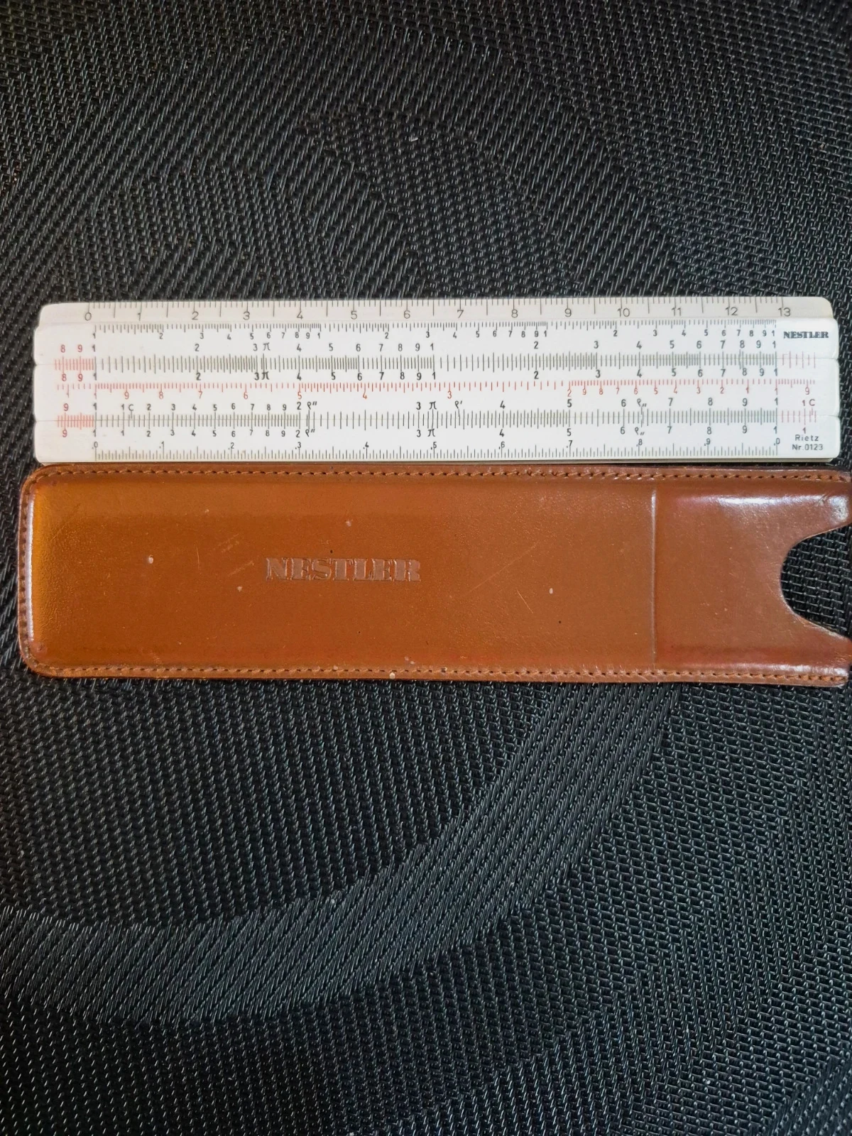 Règle à calculer vintage Nestler Rietz Nr. 0121 - Avec étui cuir
