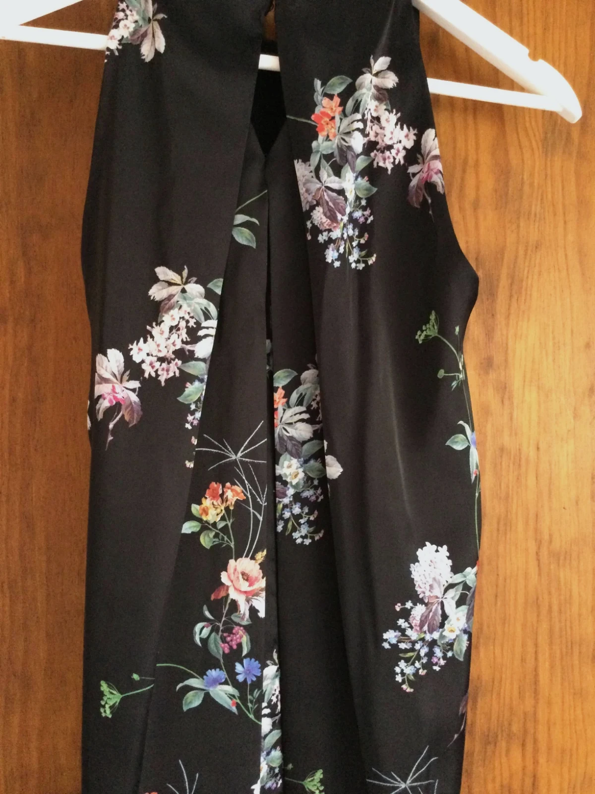 Elegante top negro cuello halter 💖
