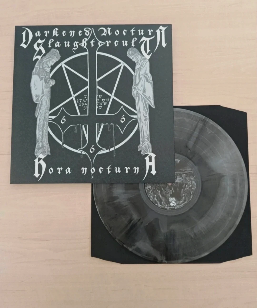 Disque vinyle Darkened Nocturn Slaughtercult Hora Nocturna