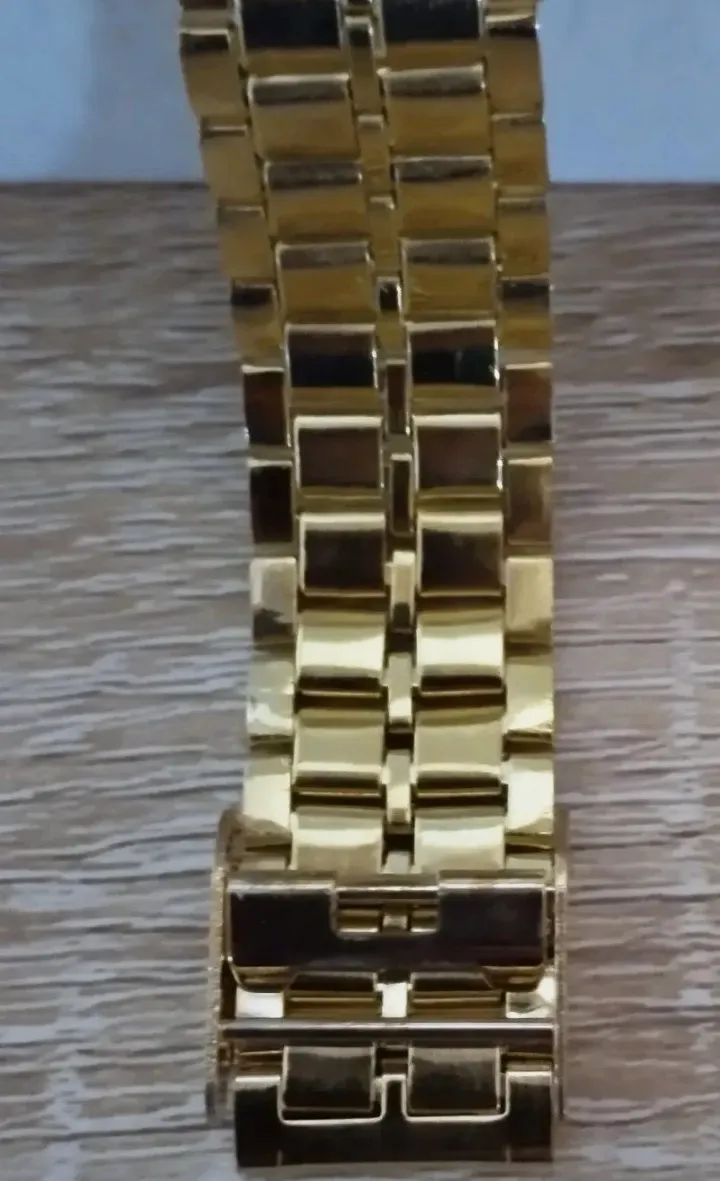 Reloj digital – Sin marca 4