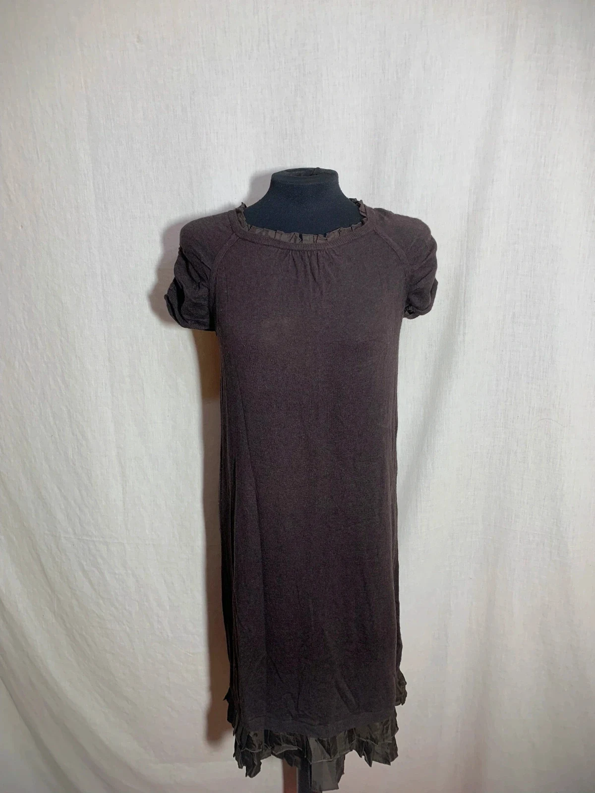 Vestido Marrón Manga Corta con Volantes | Brown Short Sleeve Dress | Tintoretto