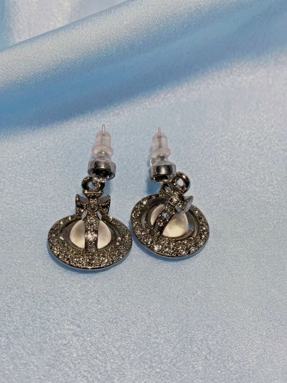 Boucles d'oreilles strass argentées