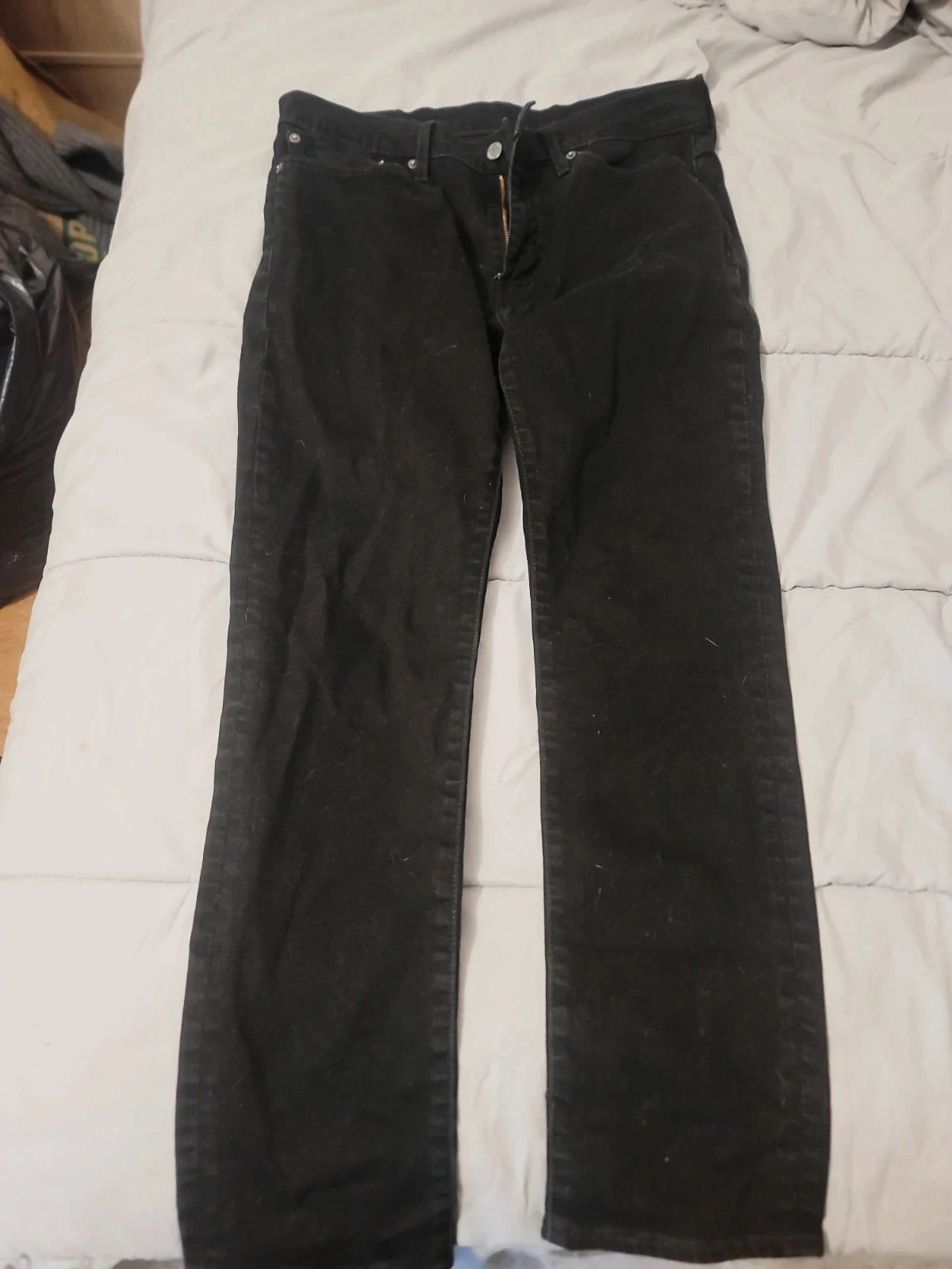 Jean Noir Levi's – Style Classique et Polyvalent – Levi's – taille W30 | FR 40
